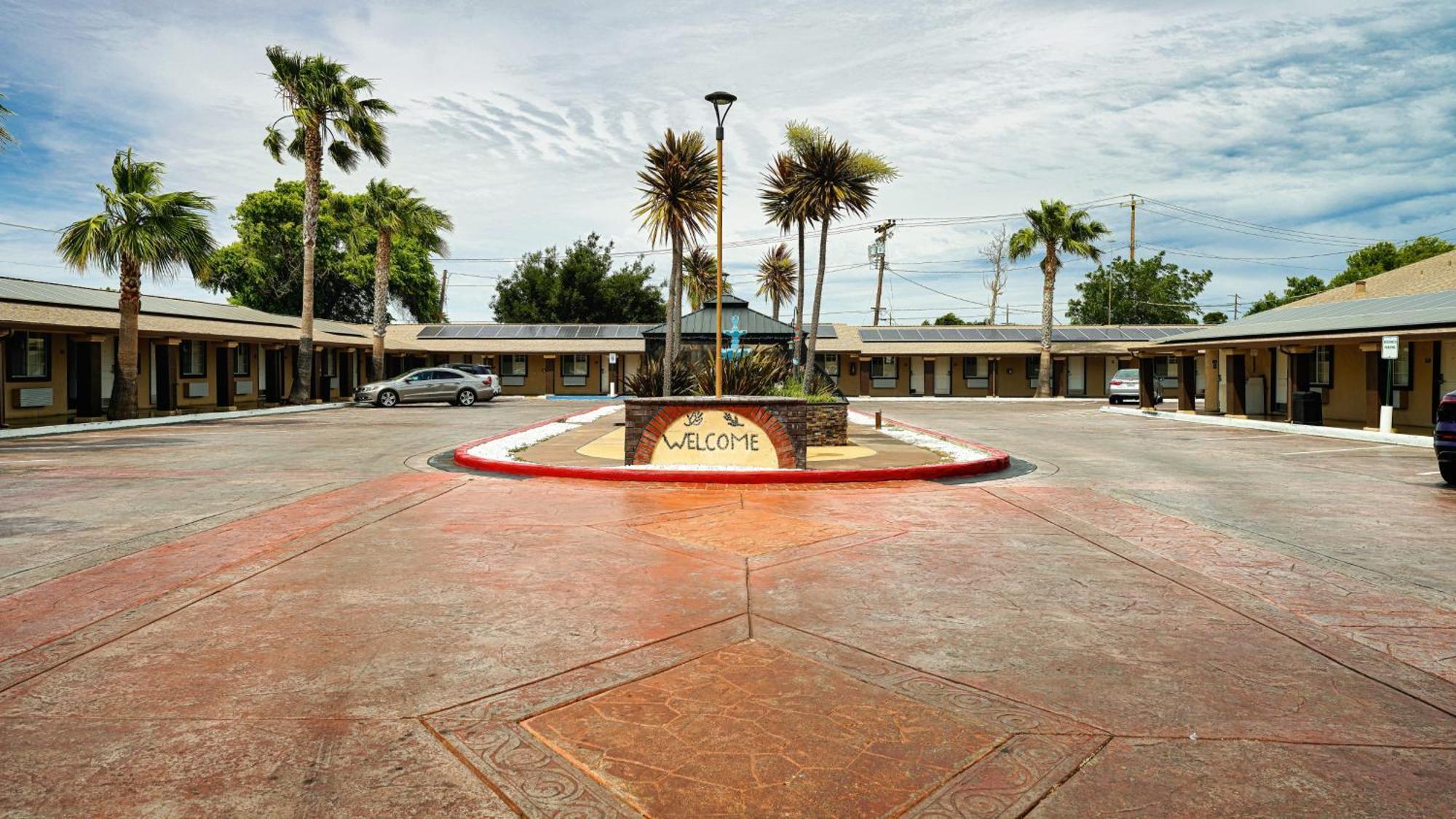 Americas Best Value Inn, Antioch Exterior photo