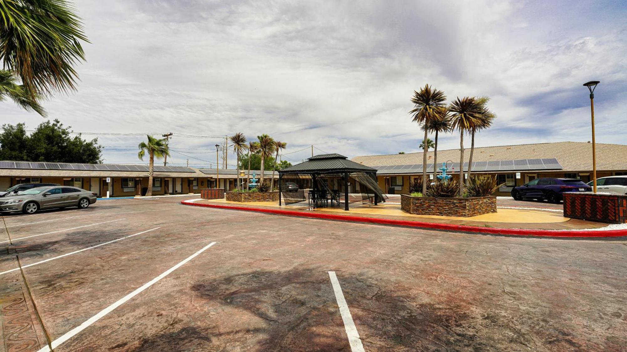 Americas Best Value Inn, Antioch Exterior photo
