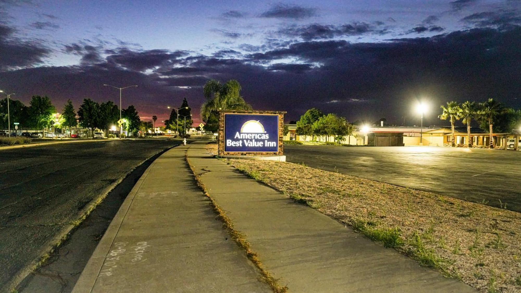 Americas Best Value Inn, Antioch Exterior photo