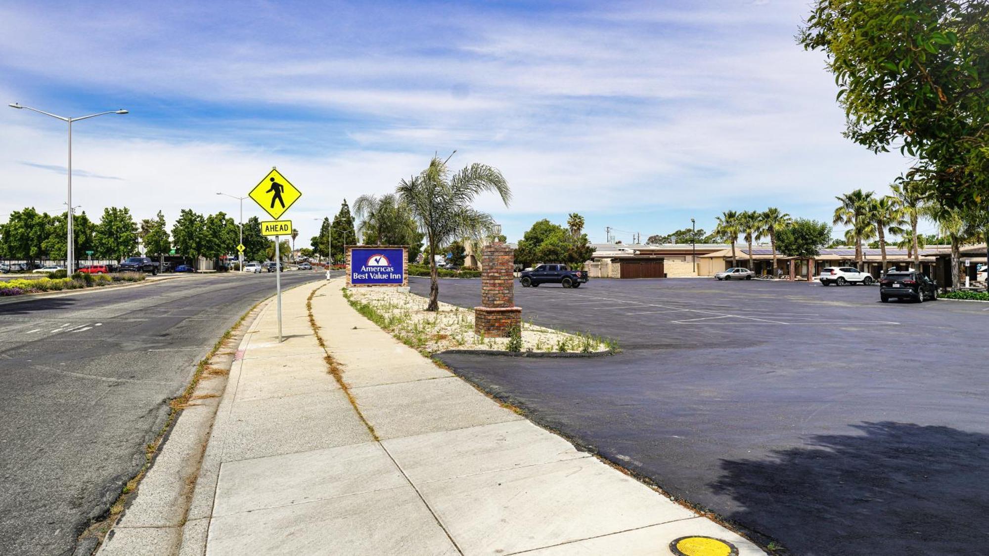 Americas Best Value Inn, Antioch Exterior photo