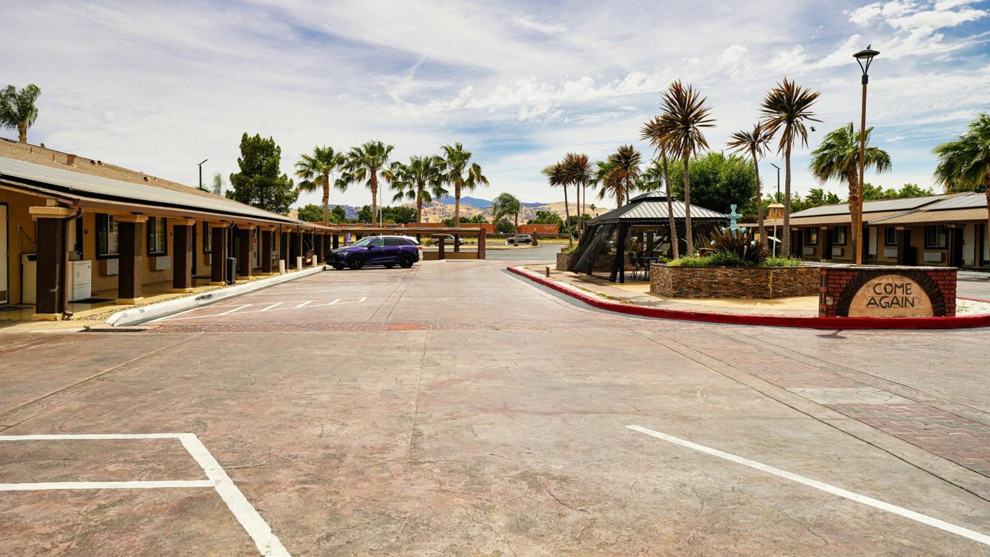 Americas Best Value Inn, Antioch Exterior photo