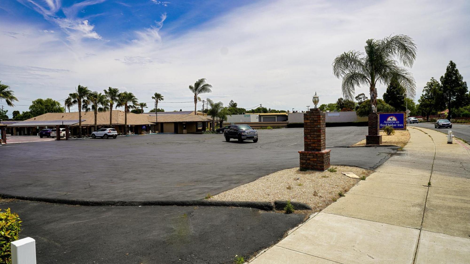 Americas Best Value Inn, Antioch Exterior photo